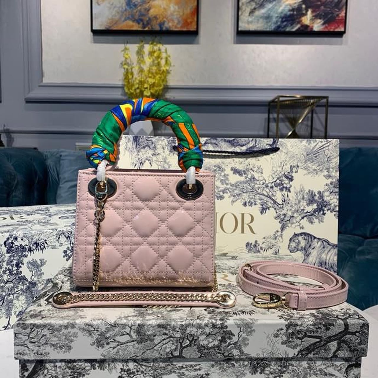 Top Quality Mini Lady Bag with Chain Gold Toned Hardware Spring/Summer Collection, Light Pink, For Women Womens Handbags, 18cm CD M0505OADU_M15P