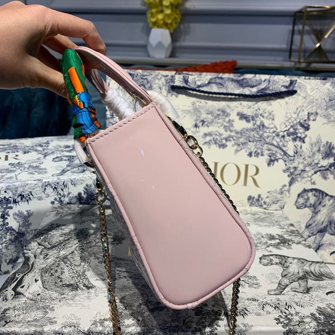 Top Quality Mini Lady Bag with Chain Gold Toned Hardware Spring/Summer Collection, Light Pink, For Women Womens Handbags, 18cm CD M0505OADU_M15P