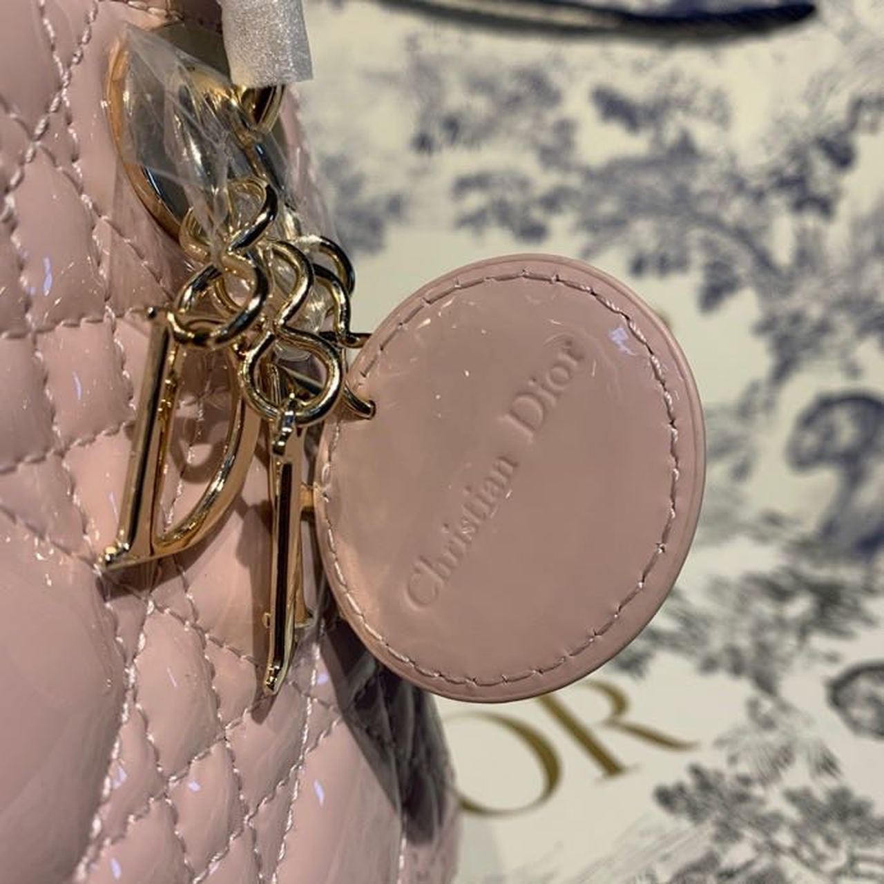 Top Quality Mini Lady Bag with Chain Gold Toned Hardware Spring/Summer Collection, Light Pink, For Women Womens Handbags, 18cm CD M0505OADU_M15P