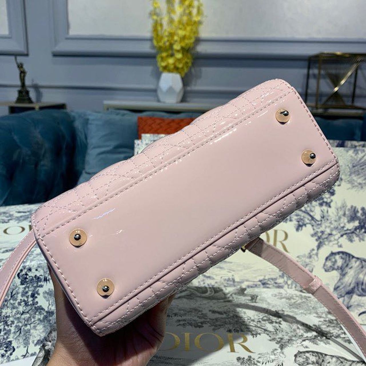 Top Quality Small Lady Bag Gold Toned Hardware Patent Light Pink For Women 20cm/8in CD