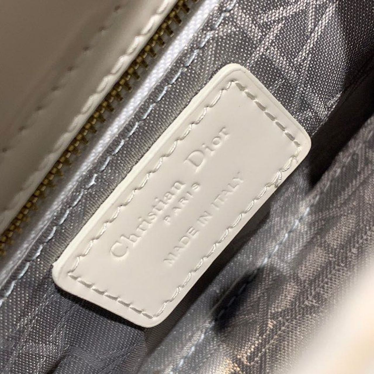 Top Quality Mini Lady Bag with Chain Gold Toned Hardware Spring/Summer Collection, White, For Women Womens Handbags, 18cm CD M0505INEA_M030_M15P