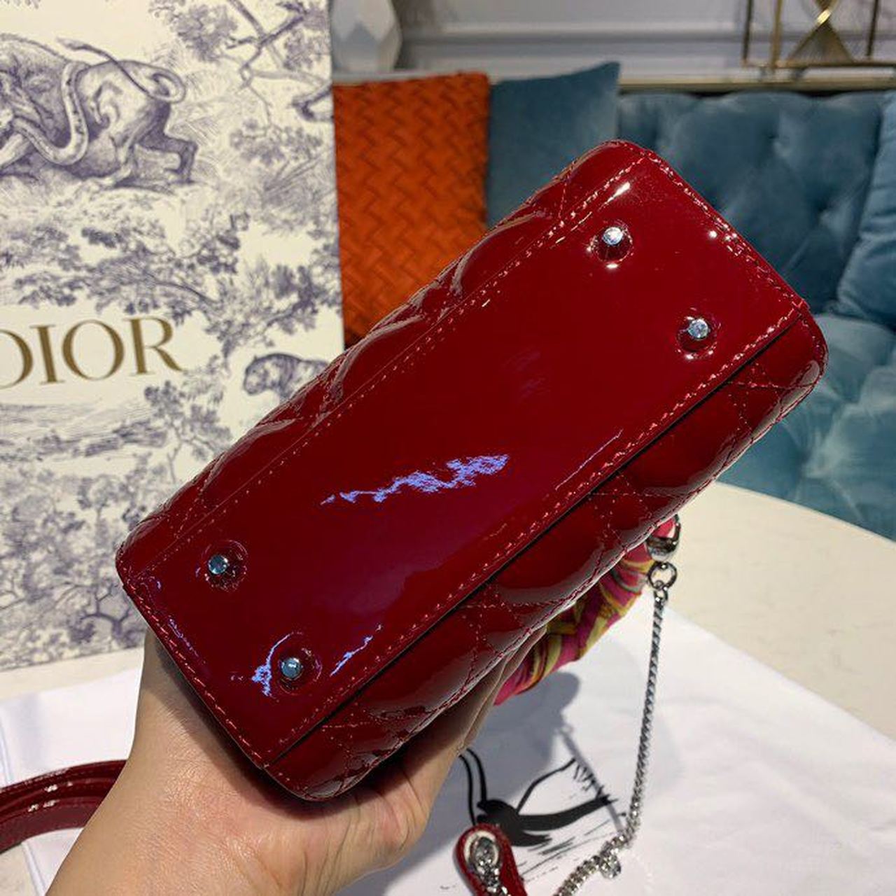 Top Quality Mini Lady Bag with Chain SiTop Qualityer Hardware Spring/Summer Collection, Burgundy, For Women Women’s Handbags, 18cm CD M0505OCAL