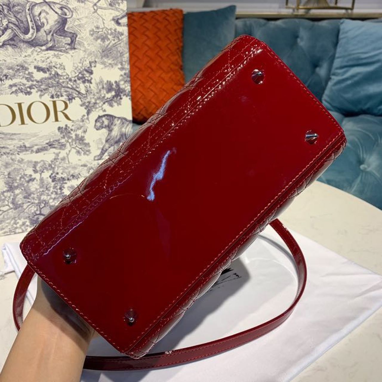 Top Quality MeTop Qualityum Lady Bag With Chain Silver Hardware Burgundy Womens Handbags 24cm/9in CD