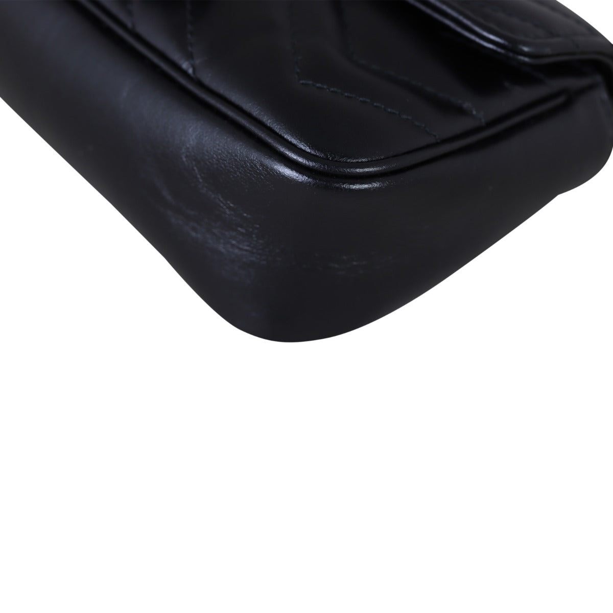 Gucci GG Marmont Matelasse Super Mini Shoulder Bag