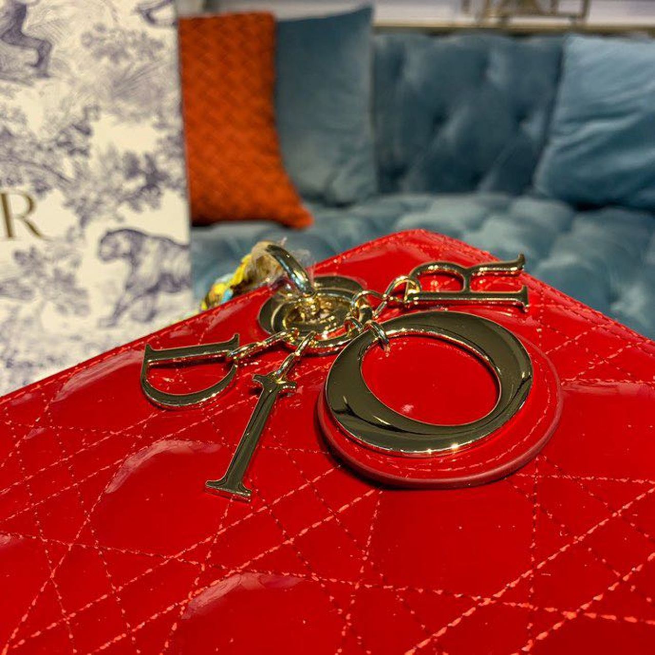 Top Quality MeTop Qualityum Lady Bag Cherry Red Patent Cannage For Women 24cm/9in CD M0565OWCB_M323