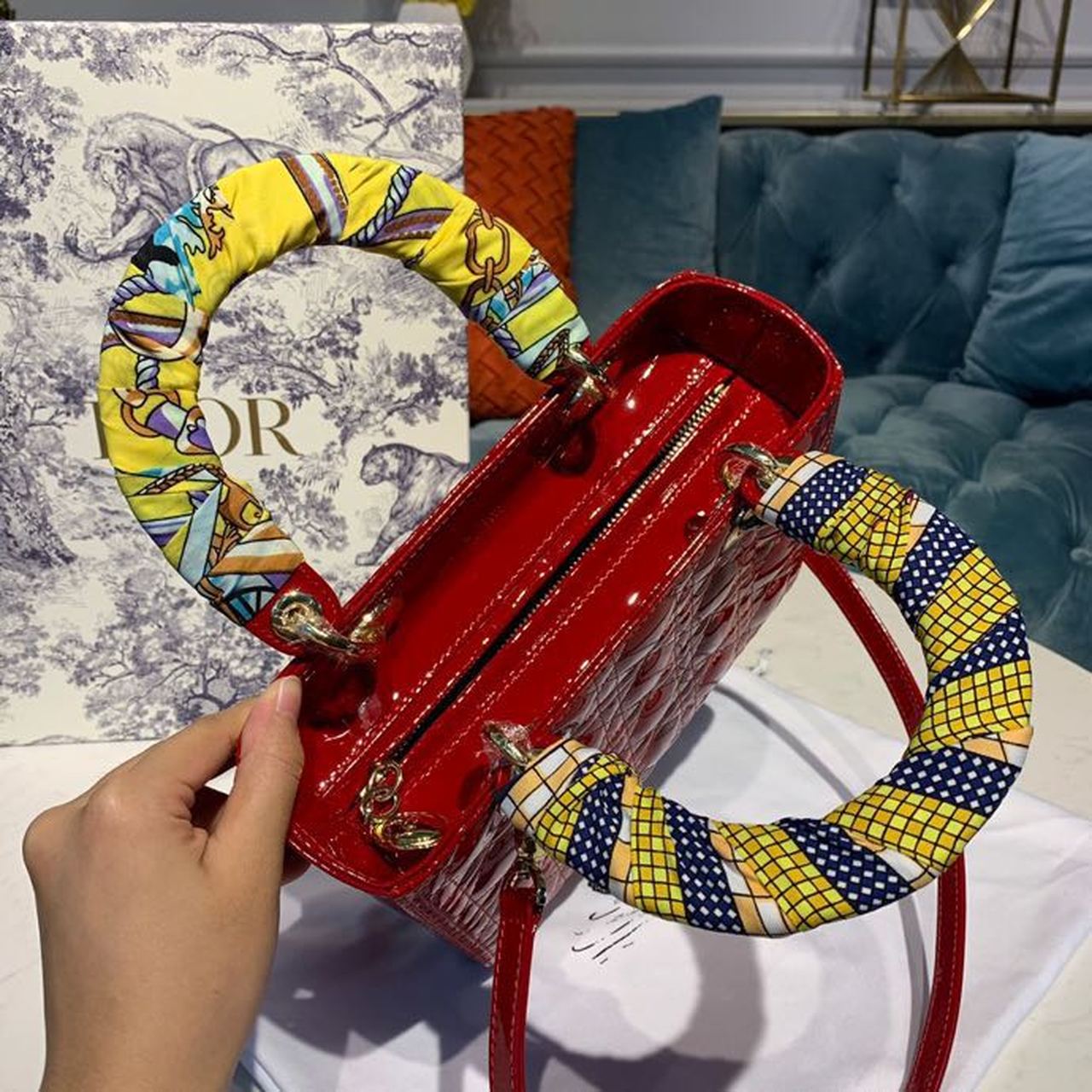 Top Quality MeTop Qualityum Lady Bag Cherry Red Patent Cannage For Women 24cm/9in CD M0565OWCB_M323