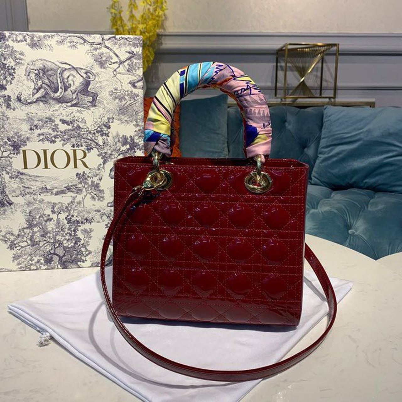Top Quality MeTop Qualityum Lady Bag Cherry Red Patent Cannage For Women 24cm/9in CD M0565OWCB_M323