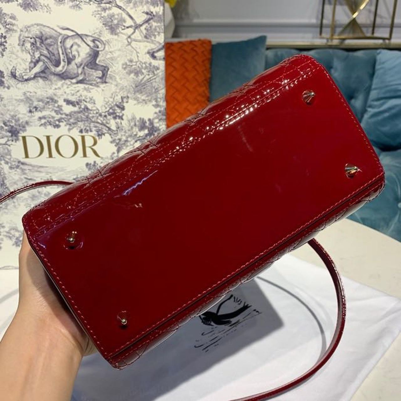 Top Quality MeTop Qualityum Lady Bag Cherry Red Patent Cannage For Women 24cm/9in CD M0565OWCB_M323