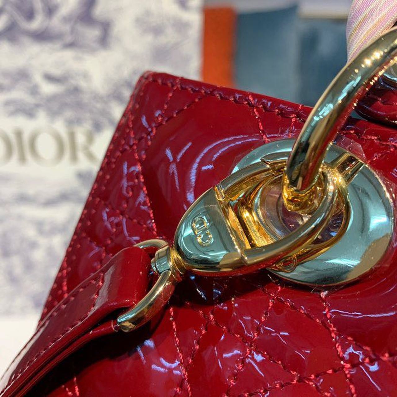 Top Quality MeTop Qualityum Lady Bag Cherry Red Patent Cannage For Women 24cm/9in CD M0565OWCB_M323