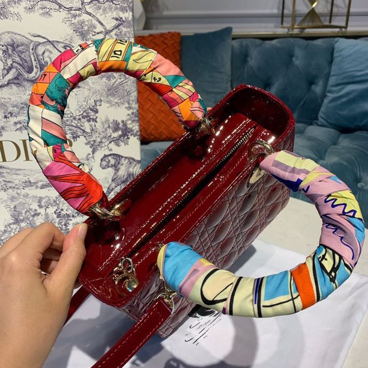 Top Quality MeTop Qualityum Lady Bag Cherry Red Patent Cannage For Women 24cm/9in CD M0565OWCB_M323