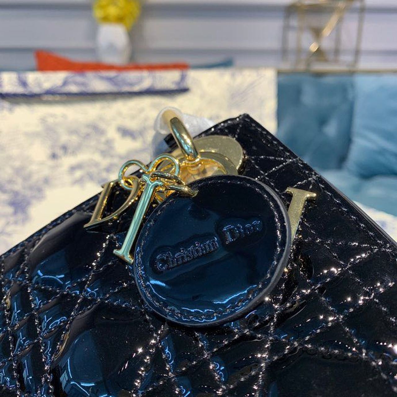 Top Quality Mini Lady Bag with Chain Gold Toned Hardware Spring/Summer Collection, Black, For Women Womens Handbags, 18cm CD