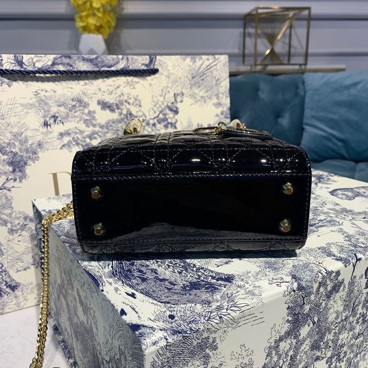 Top Quality Mini Lady Bag with Chain Gold Toned Hardware Spring/Summer Collection, Black, For Women Womens Handbags, 18cm CD
