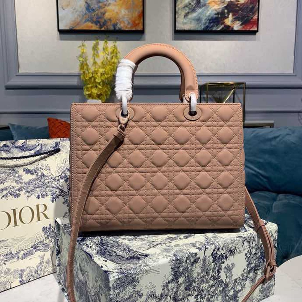 Top Quality Large Lady Bag Pink For Women 12.5in/32cm CD M0566SLOI