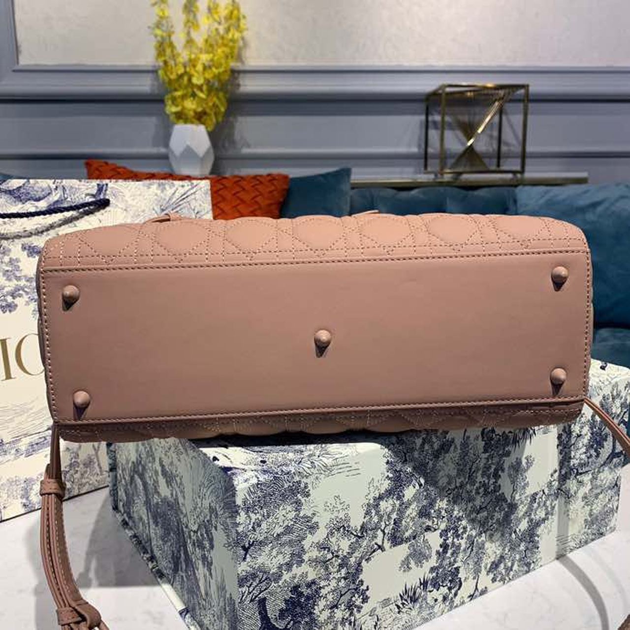Top Quality Large Lady Bag Pink For Women 12.5in/32cm CD M0566SLOI
