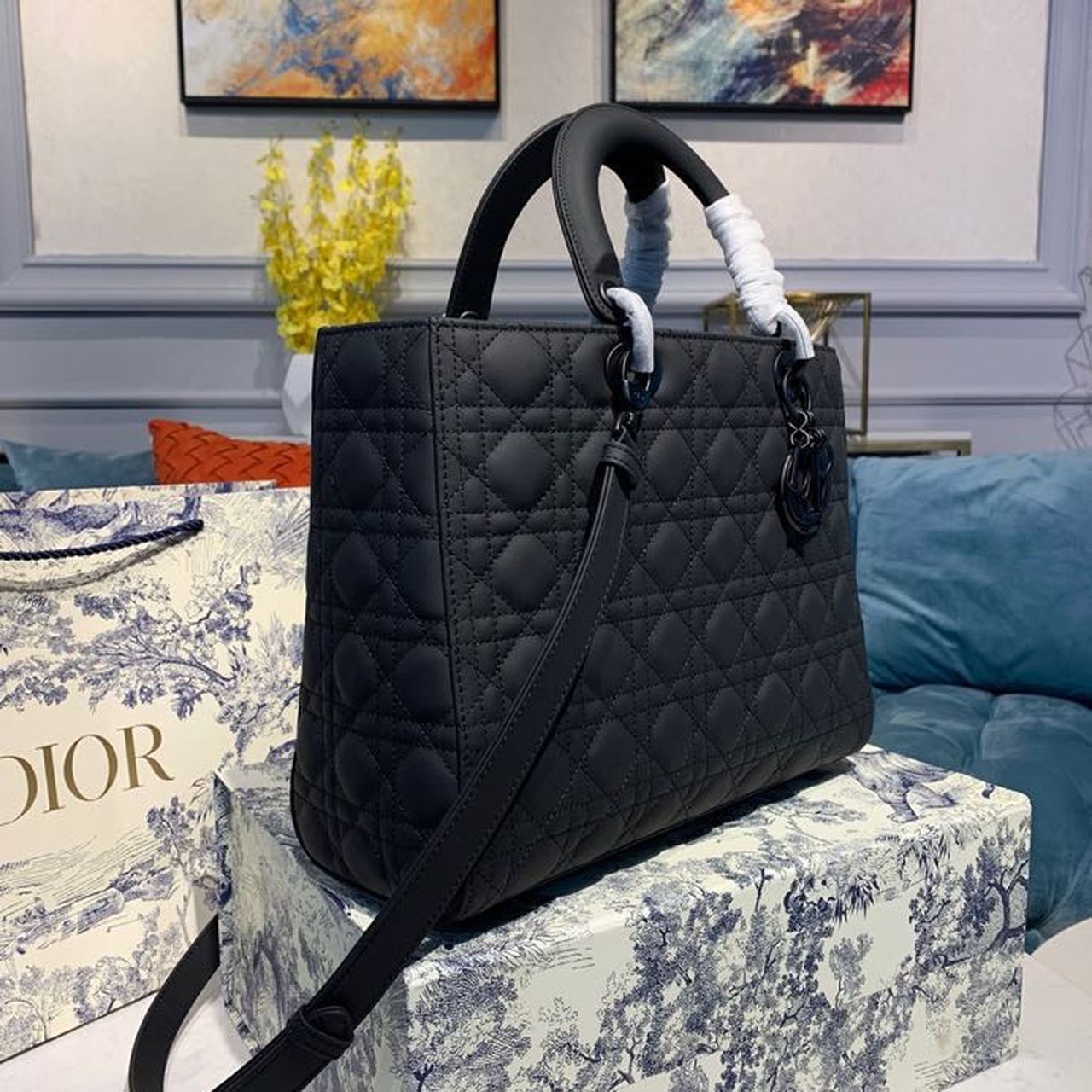 Top Quality Large Lady Bag Black For Women 12.5in/32cm CD M0566SLOI_M989