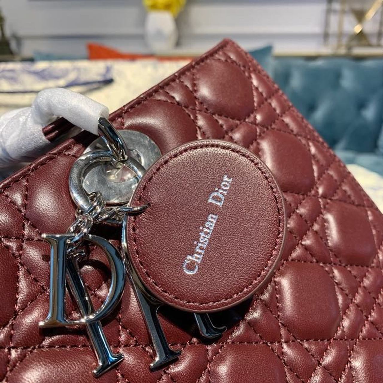 Top Quality Large Lady Bag SiTop Qualityer Hardware Burgundy Cannage For Women 12.5in/32cm CD