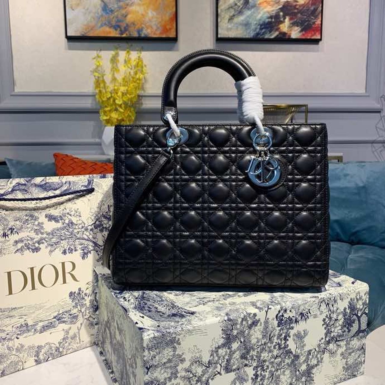 Top Quality Large Lady Bag Black For Women 12.5in/32cm CD M0566OWCB_M900