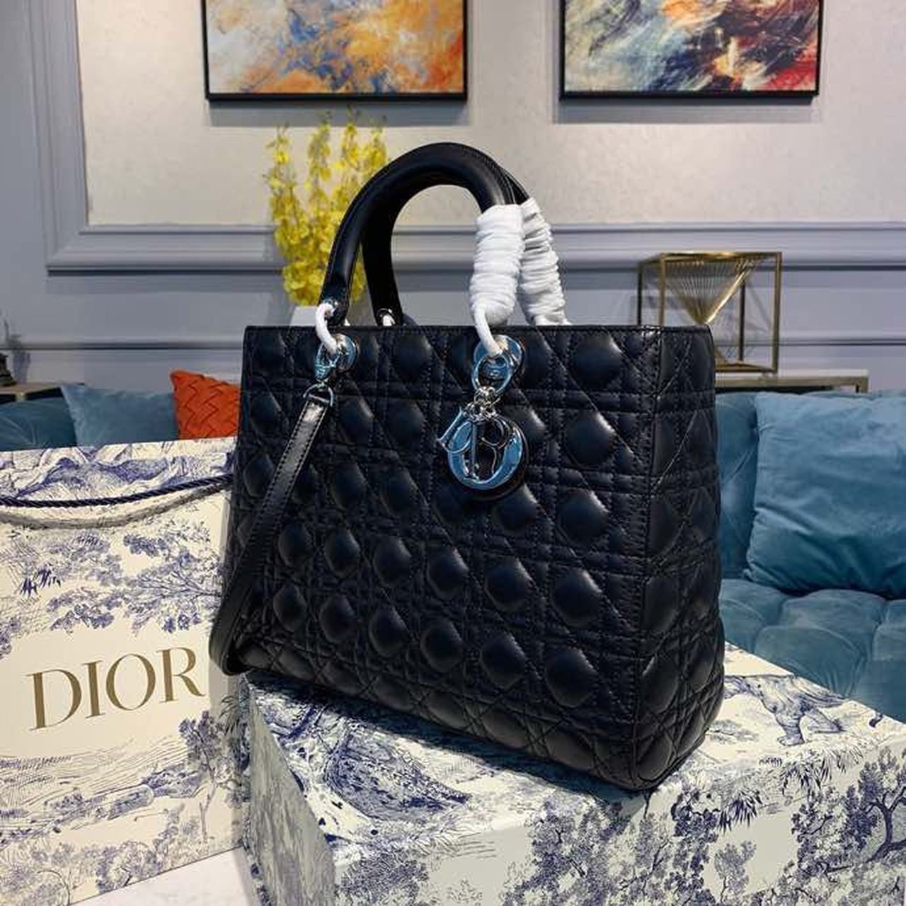 Top Quality Large Lady Bag Black For Women 12.5in/32cm CD M0566OWCB_M900