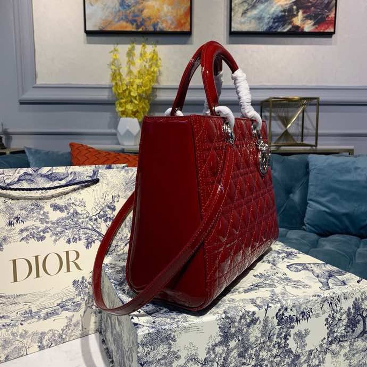 Top Quality Large Lady Bag Silver Hardware Cherry Red Patent For Women 12.5in/32cm CD