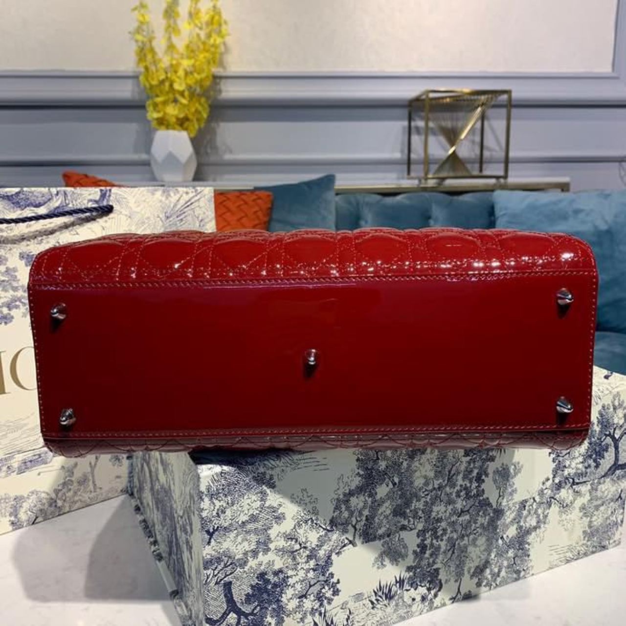 Top Quality Large Lady Bag Silver Hardware Cherry Red Patent For Women 12.5in/32cm CD