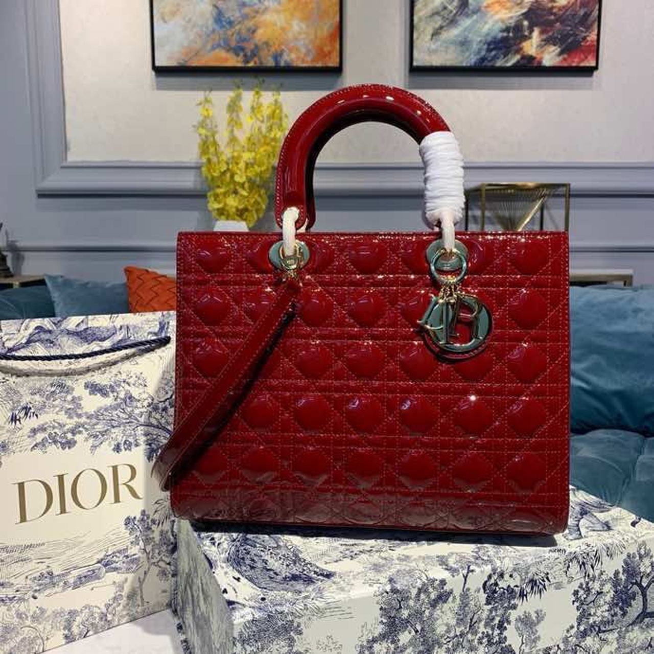 Top Quality Large Lady Bag Gold Toned Hardware Cherry Red Patent For Women 12.5in/32cm CD