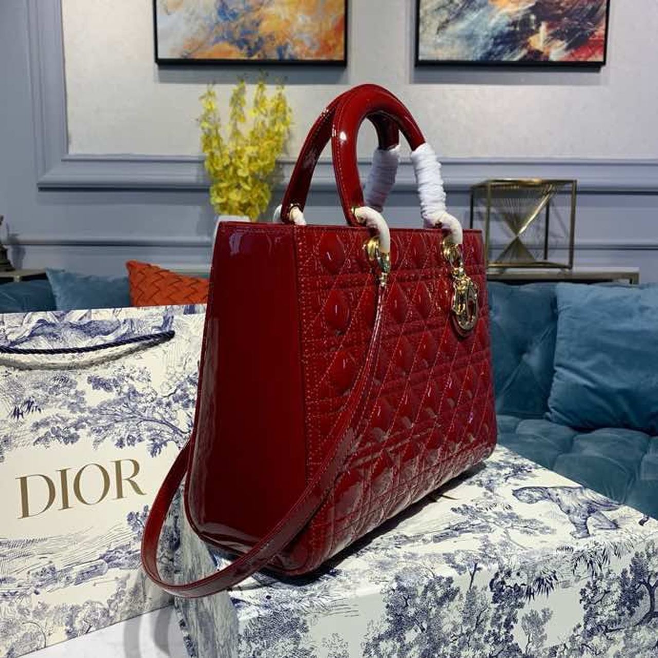 Top Quality Large Lady Bag Gold Toned Hardware Cherry Red Patent For Women 12.5in/32cm CD