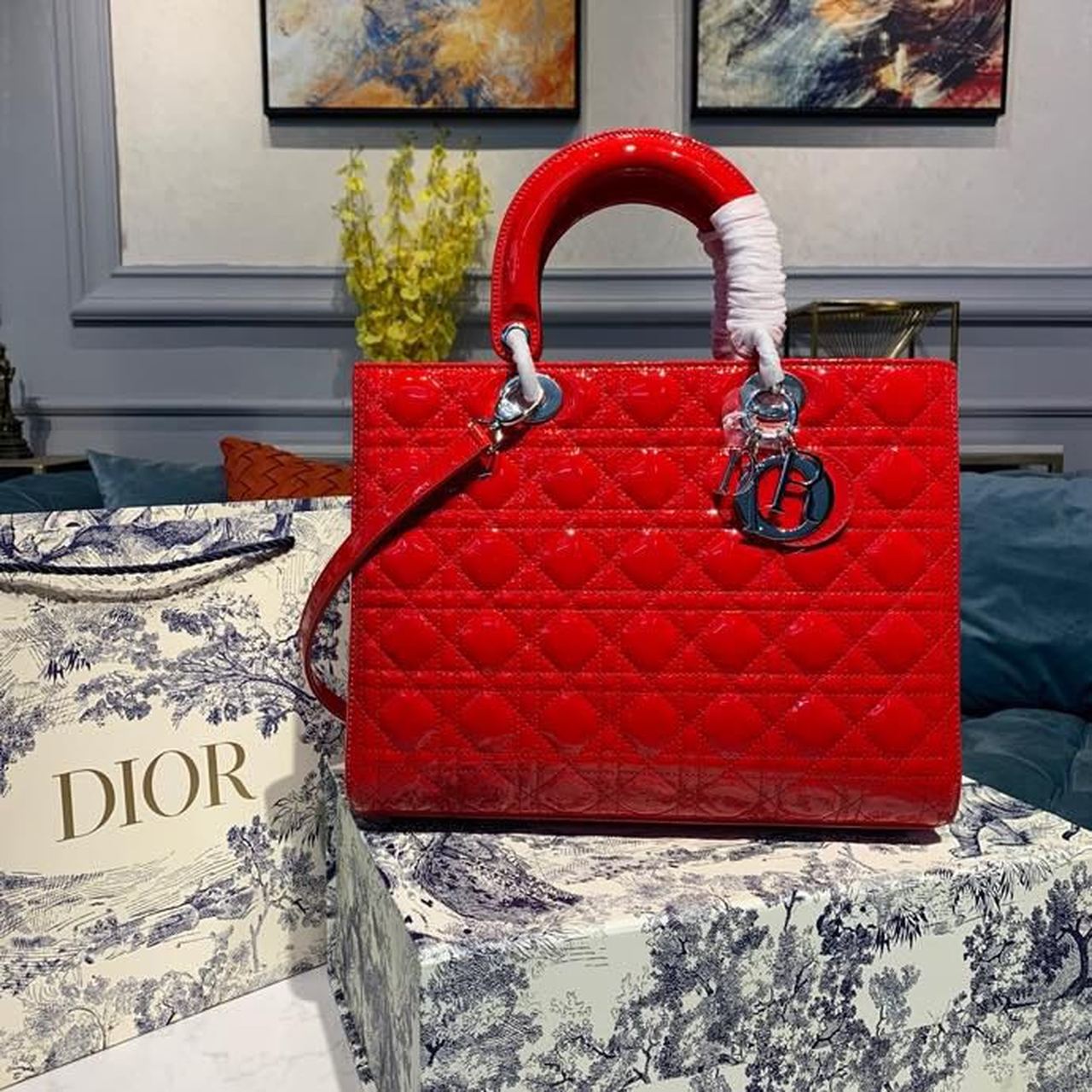 Top Quality Large Lady Bag Silver Hardware Red Patent For Women 12.5in/32cm CD