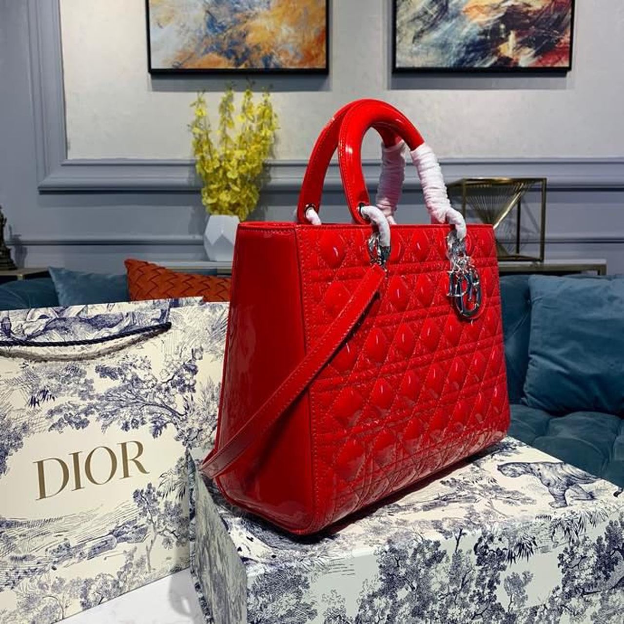 Top Quality Large Lady Bag SiTop Qualityer Hardware Red Patent For Women 12.5in/32cm CD