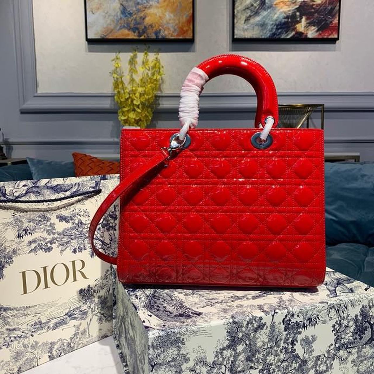 Top Quality Large Lady Bag Silver Hardware Red Patent For Women 12.5in/32cm CD