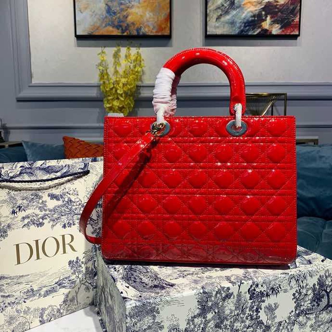 Top Quality Large Lady Bag Gold Toned Hardware Red Patent For Women 12.5in/32cm CD