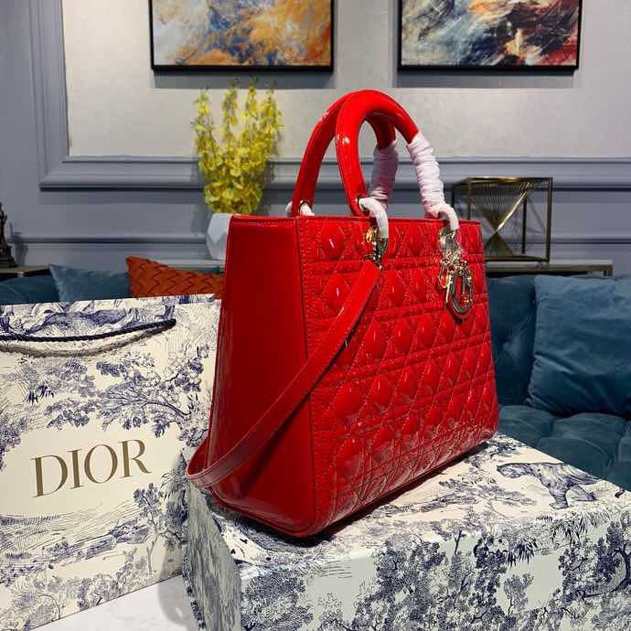 Top Quality Large Lady Bag Gold Toned Hardware Red Patent For Women 12.5in/32cm CD