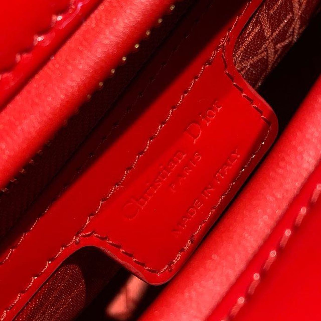 Top Quality Large Lady Bag Gold Toned Hardware Red Patent For Women 12.5in/32cm CD