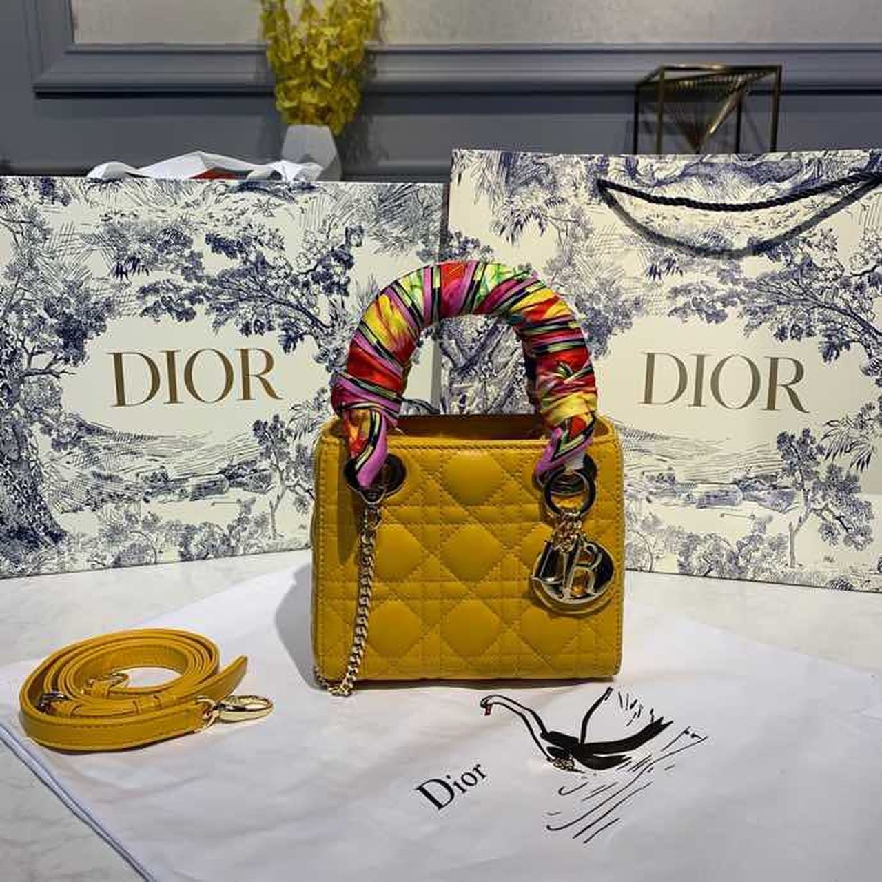 Top Quality Mini Lady Bag with Chain Silver Hardware Spring/Summer Collection, Yellow, For Women Womens Handbags, 18cm CD