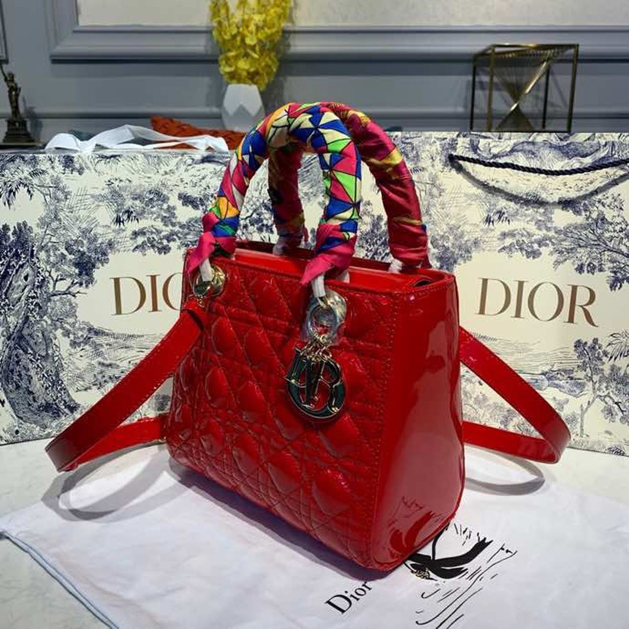 Top Quality MeTop Qualityum Lady Bag Gold Toned Hardware Cherry Red Patent For Women 9.5in/24cm CD M0565OWCB_M323