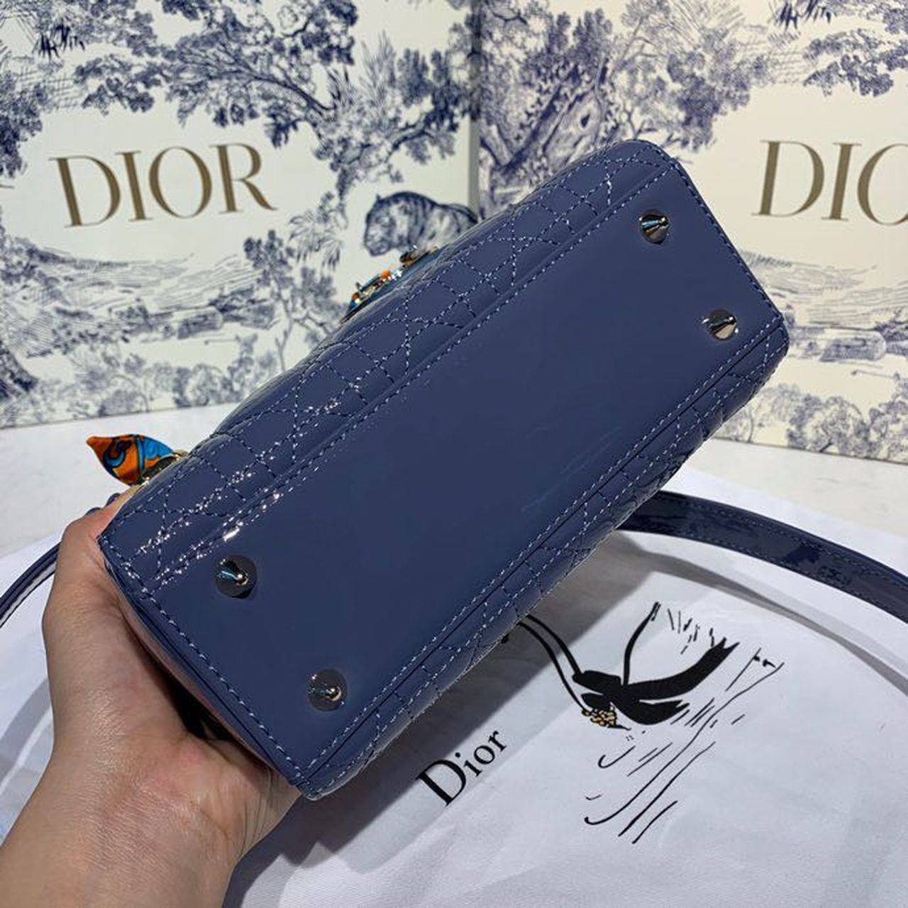 Top Quality Small Lady Bag SiTop Qualityer Hardware Deep Blue Patent For Women 8in/20cm CD