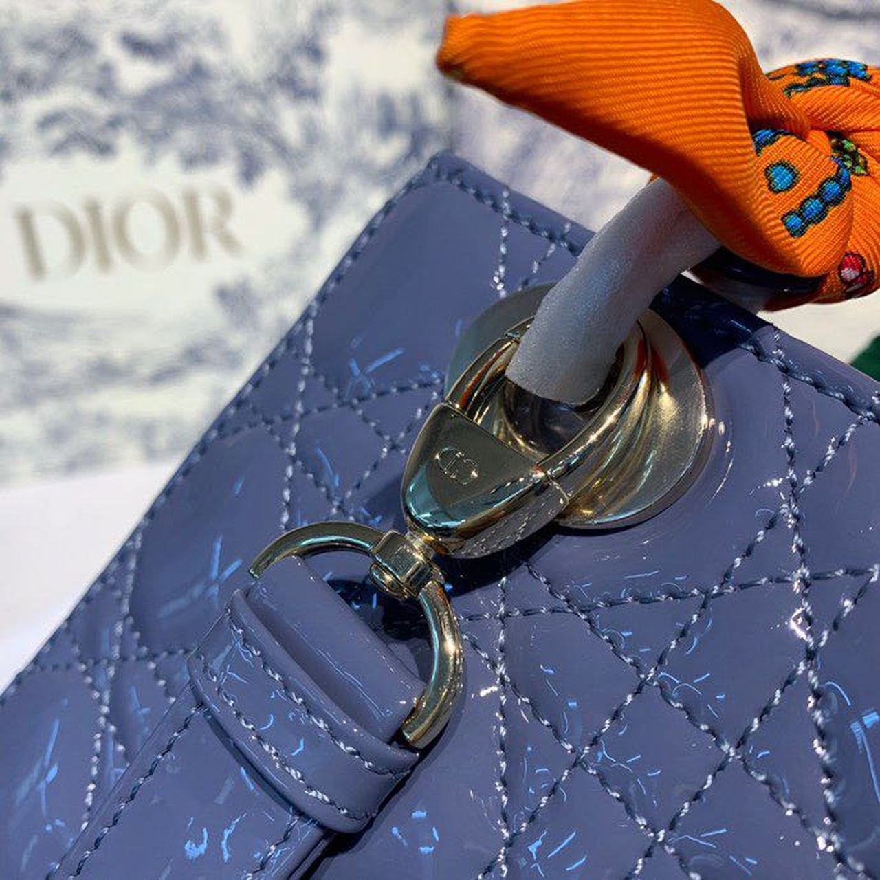 Top Quality Small Lady Bag SiTop Qualityer Hardware Deep Blue Patent For Women 8in/20cm CD