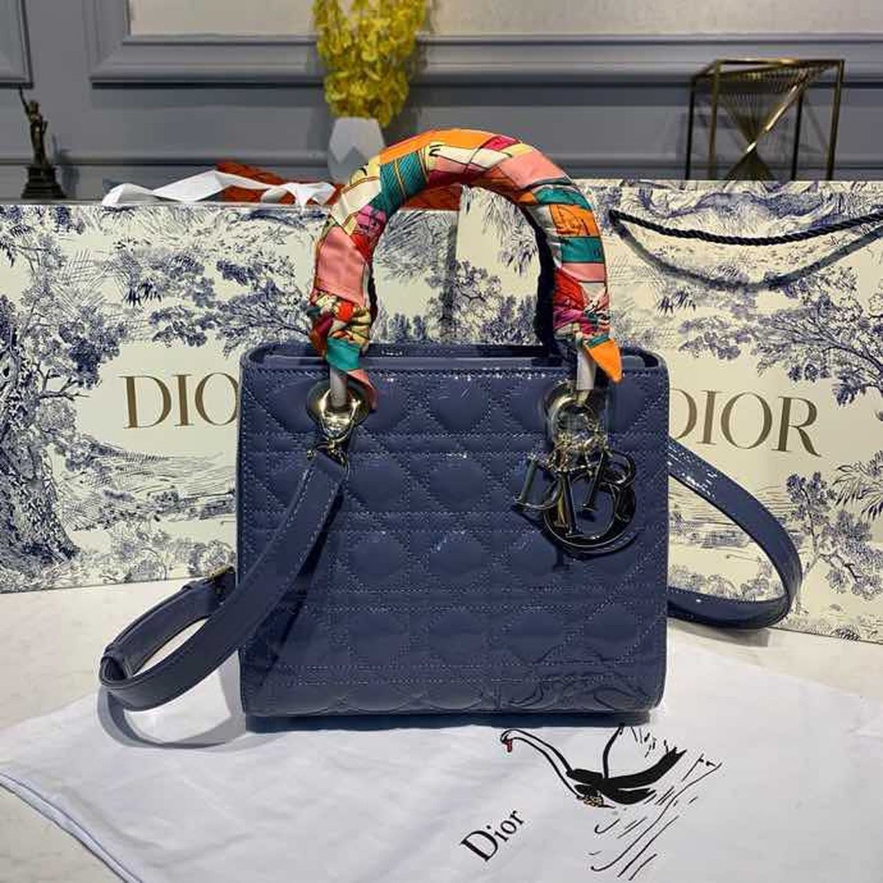 Top Quality MeTop Qualityum Lady Bag SiTop Qualityer Hardware Deep Blue Patent For Women 9.5in/24cm CD