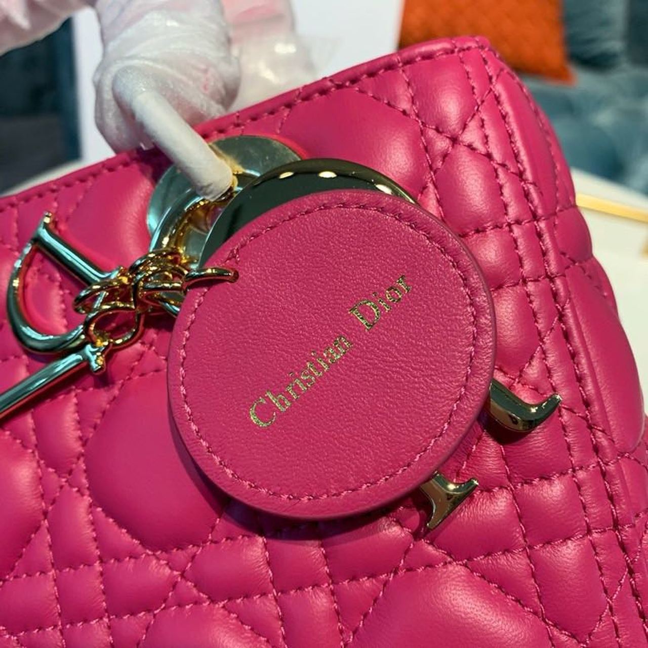 Top Quality MeTop Qualityum Lady Bag Gold Toned Hardware Hot Pink For Women 9.5in/24cm CD