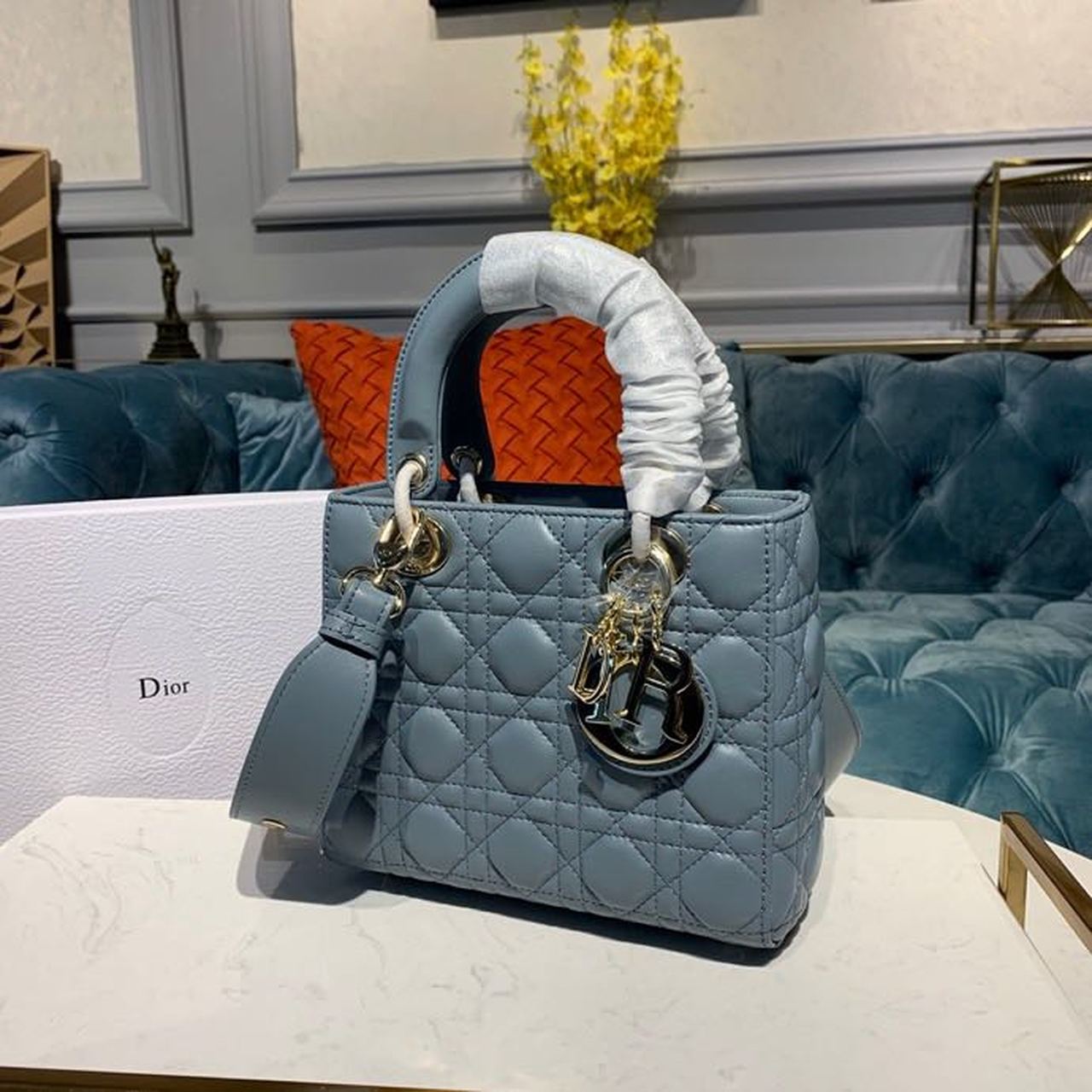 Top Quality Small Lady Bag Gold Toned Hardware Clound Blue For Women 8in/20cm CD