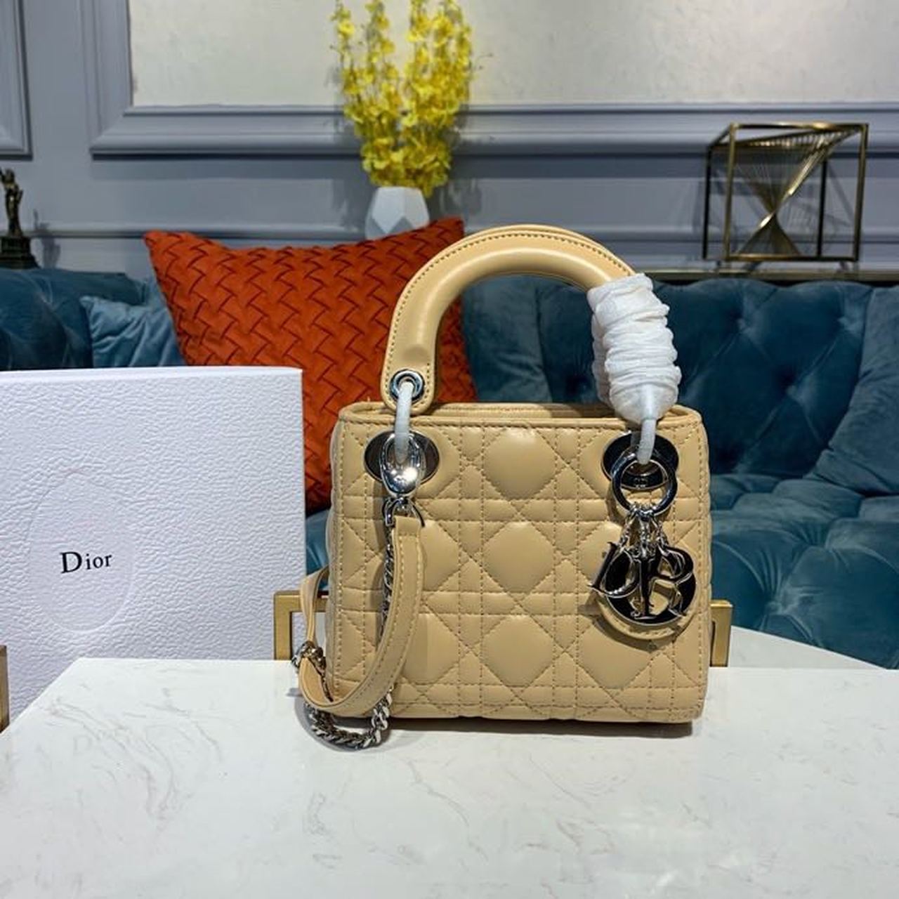 Top Quality Mini Lady Bag with Chain Silver Hardware Spring/Summer Collection, Beige, For Women Womens Handbags, 18cm CD