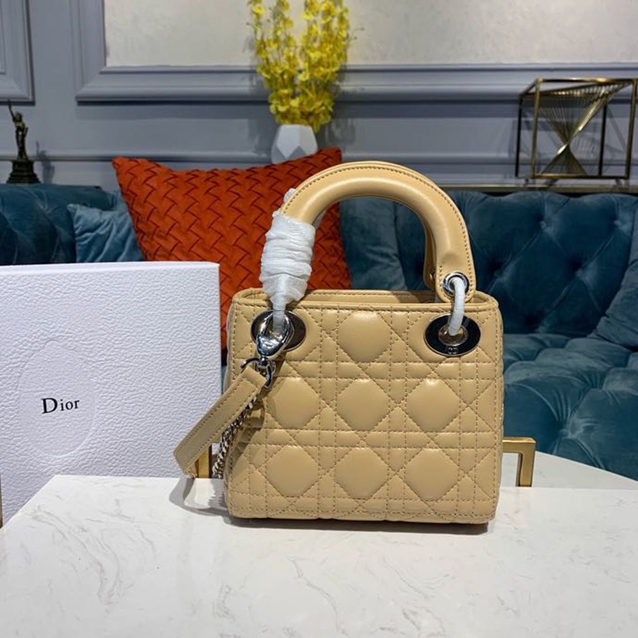 Top Quality Mini Lady Bag with Chain Silver Hardware Spring/Summer Collection, Beige, For Women Womens Handbags, 18cm CD