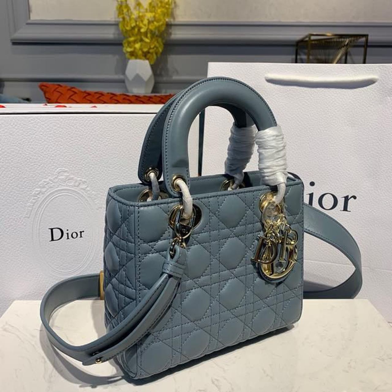 Top Quality Small Lady Bag Gold Toned Hardware Light Blue For Women 8in/20cm