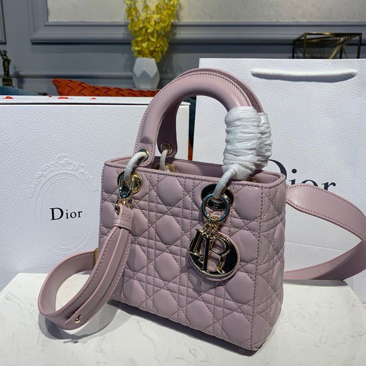 Top Quality Small Lady Bag Gold Toned Hardware Lotus Pearlescent For Women 8in/20cm CD