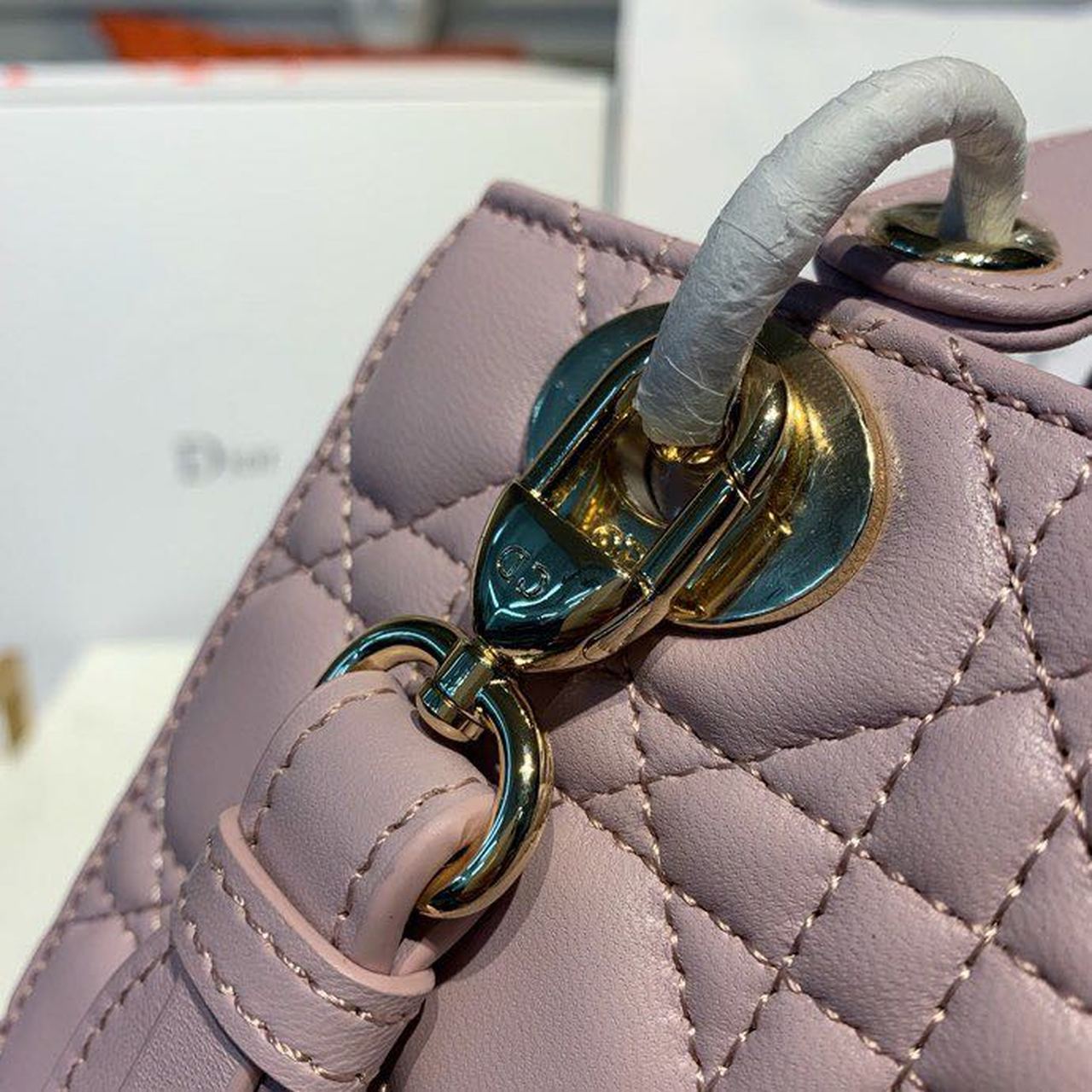 Top Quality Small Lady Bag Gold Toned Hardware Lotus PearlesTop Qualitynt For Women 8in/20cm CD