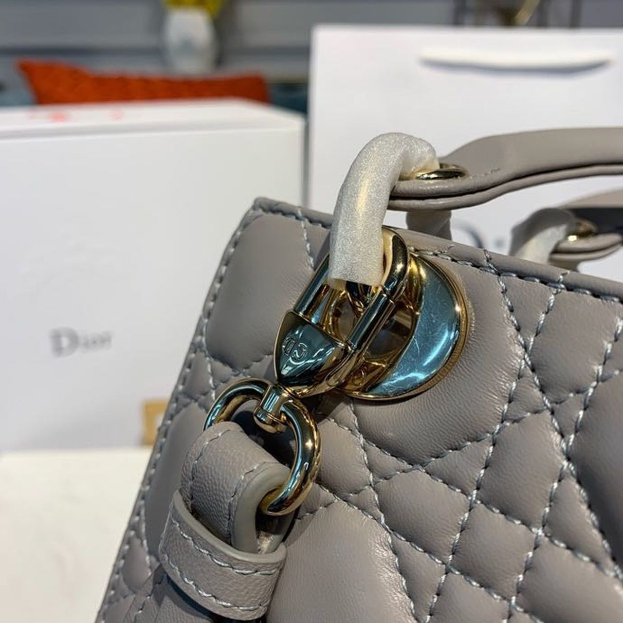 Top Quality Small Lady Bag Gold Toned Hardware Light Gray For Women 8in/20cm CD