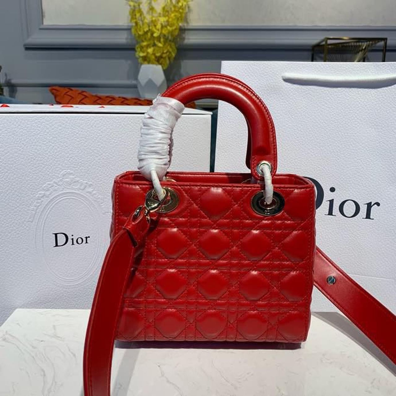 Top Quality Small Lady Bag Red Patent Gold Toned Hardware For Women 8in/20cm CD