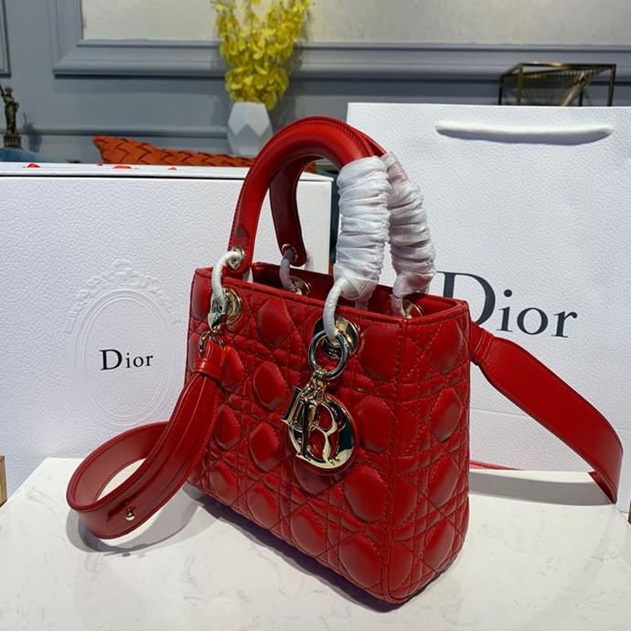 Top Quality Small Lady Bag Red Patent Gold Toned Hardware For Women 8in/20cm CD