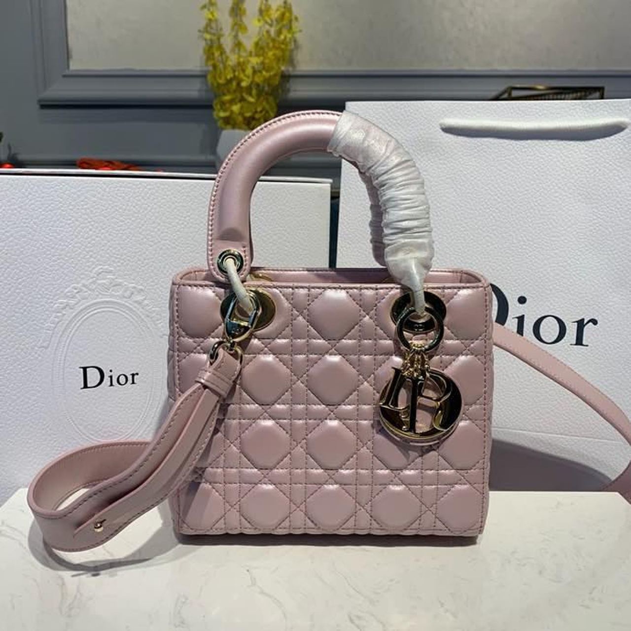 Top Quality Small Lady Bag Gold Toned Hardware Powder Pink Cannage Pink For Women 8in/20cm CD