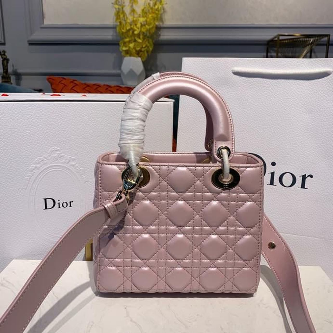 Top Quality Small Lady Bag Gold Toned Hardware Powder Pink Cannage Pink For Women 8in/20cm CD