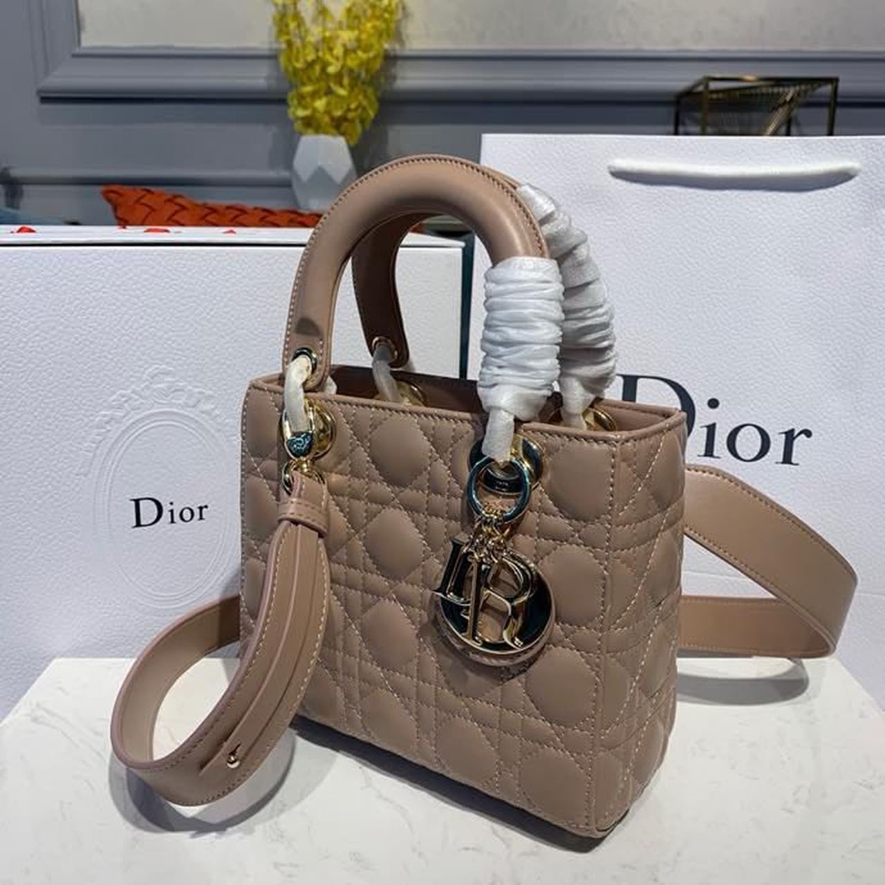 Top Quality Small Lady Bag Gold Toned Hardware Beige For Women 8in/20cm CD